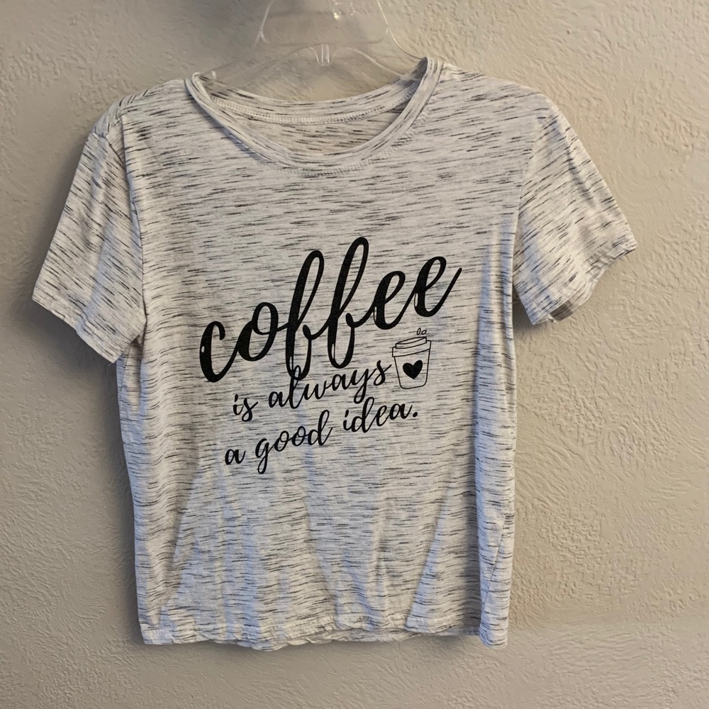Heather light gray graphic tee